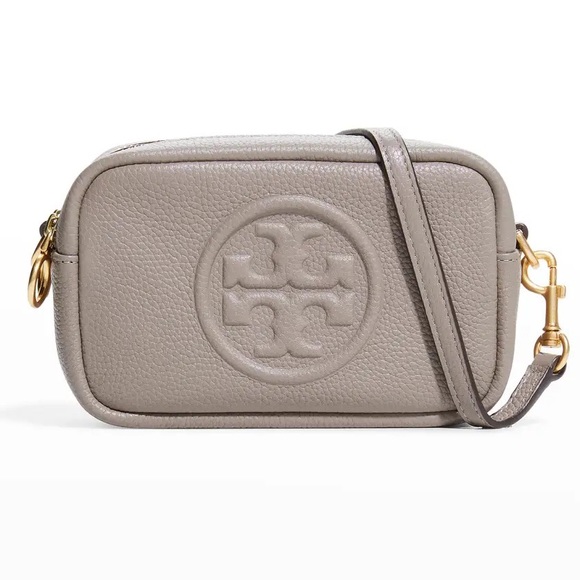Tory Burch Handbags - 🌟Tori Burch Bombe Mini Bag🌟
